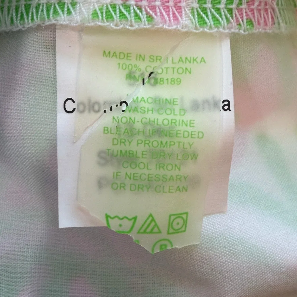 Lilly Pulitzer Chipper Shorts Womens 10 Pink Green Lion Head Floral Print Cotton